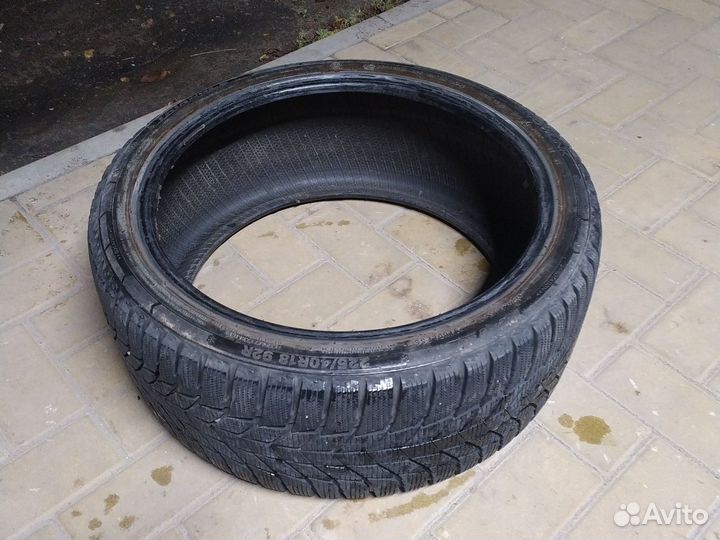 Aeolus ADC52 225/40 R18 92