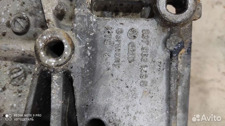 Натяжитель ремня Volkswagen Passat B4