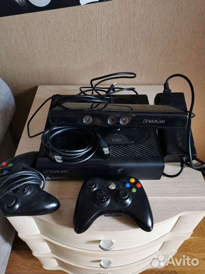 Xbox 360e 500gb+ Kinect, не прошитая