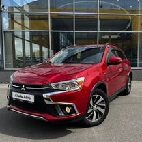 Mitsubishi ASX 2.0 CVT, 2018, 30 514 км, с пробегом, цена 2 060 000 руб.