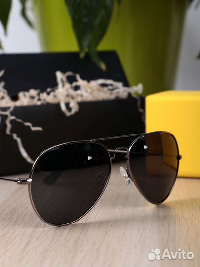 Солнцезащитные очки оригинал