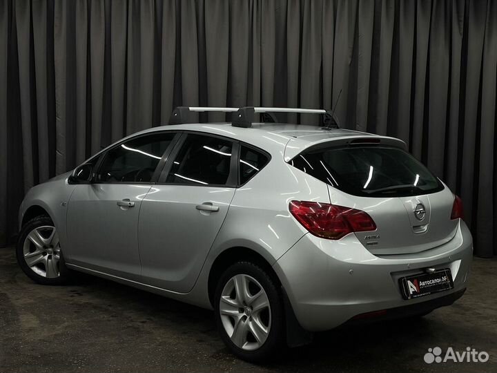 Opel Astra 1.6 AT, 2011, 141 000 км