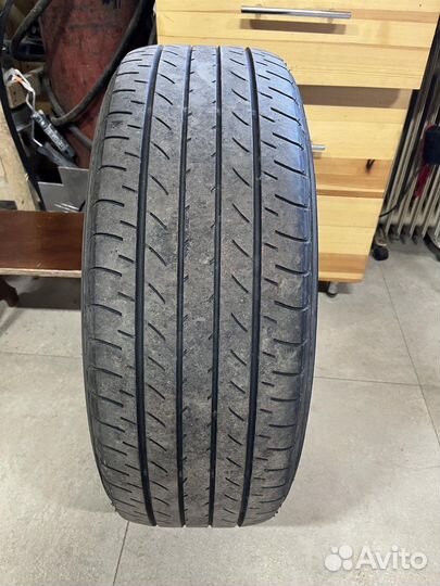 Yokohama F700 225/60 R18