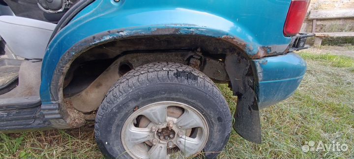 Kia Sportage 2.0 AT, 1996, 245 000 км