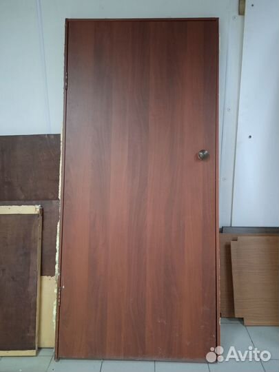 Дверь в сборе