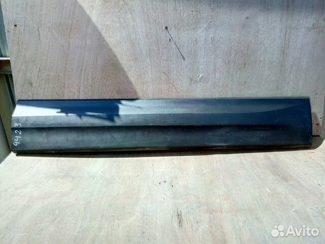 Skoda Karoq с 2017г.- Молдинг передний правый Б/У