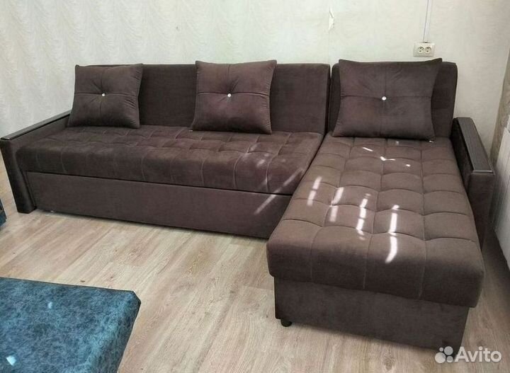 Диван угловой в наличии