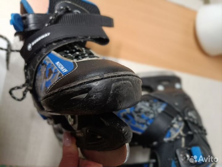 Коньки хоккейные р-р.30-33