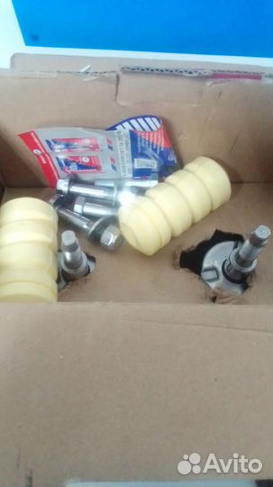 Комплект передних стоек Ваз2110 Никон