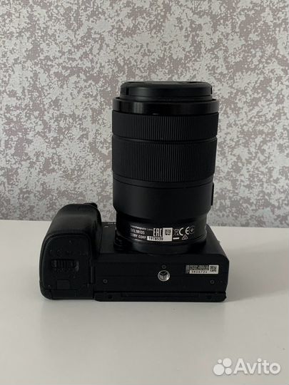 Sony A6400 + объектив 18-135mm Как новый