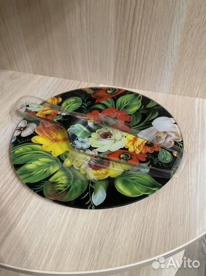 Тарелка с лопаткой