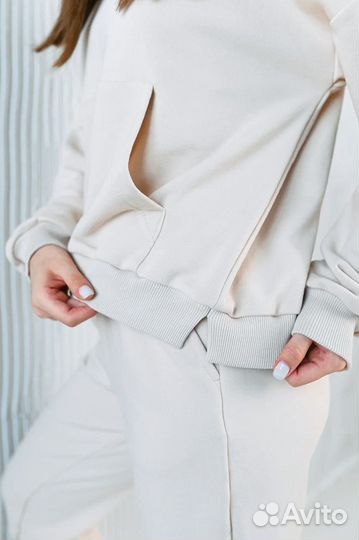 Спортивный костюм женский