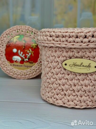 Вязаные корзинки ручной работы