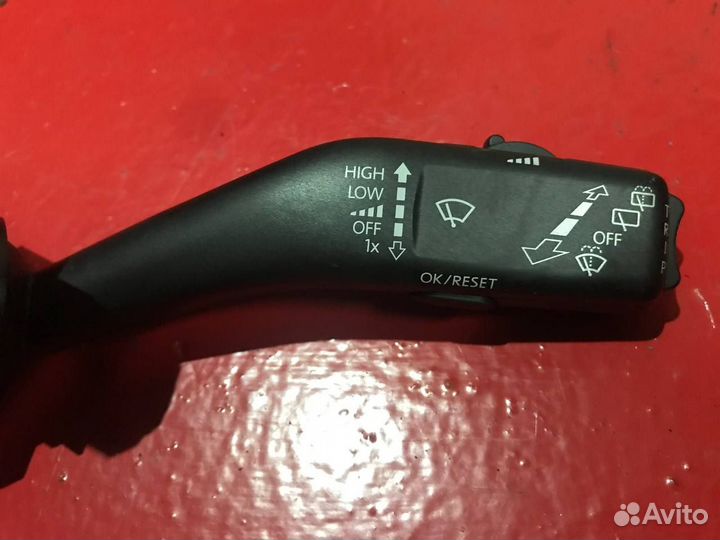 Переключатель подрулевой правый VW Tiguan
