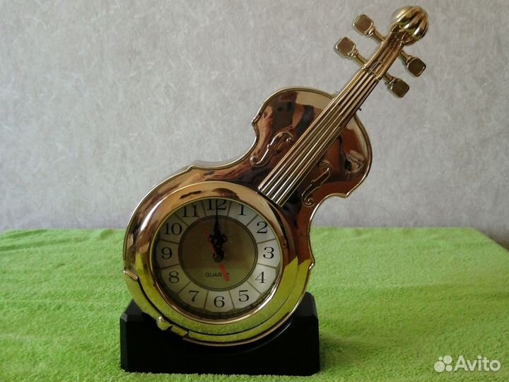 Настольные часы