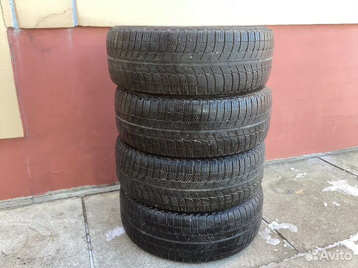 Michelin X-Ice 3 205/55 R16