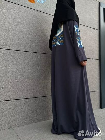 Платье женское