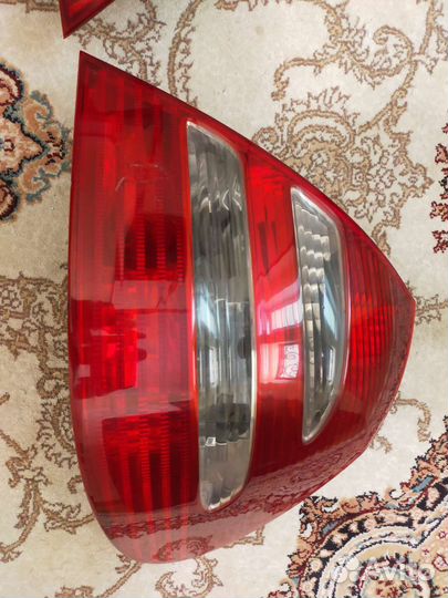 Задние стопы на 211 мерседес Пара