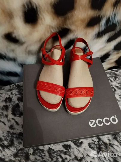 Босоножки Ecco 38