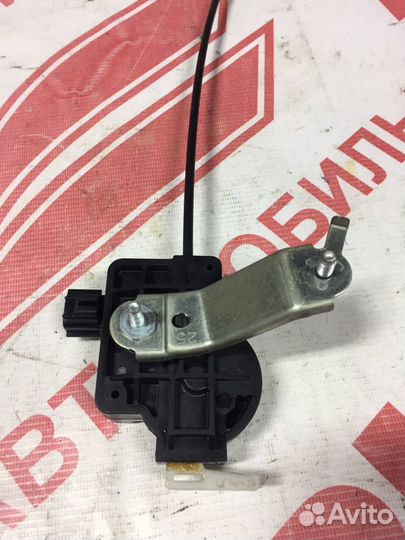 Замок лючка бака Lexus LS 460L