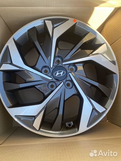 Оригинальные диски R17 5x114 Hyundai Kia