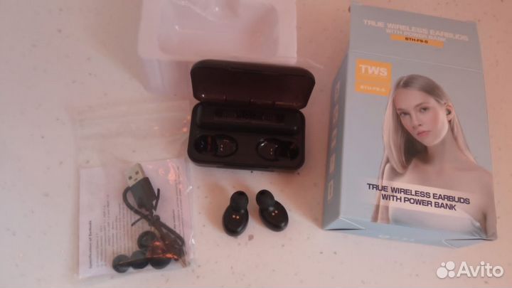 Беспроводные наушники новые