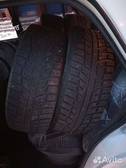Kumho I'Zen KW22 225/55 R17 101T
