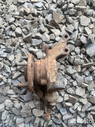 Кулак поворотный передний левый Hyundai Elantra HD