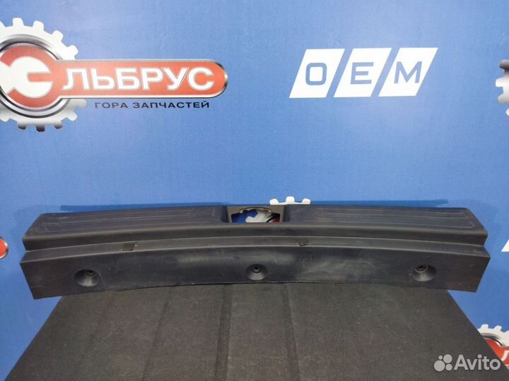 Кожух замка багажника Hyundai Ix35 2010