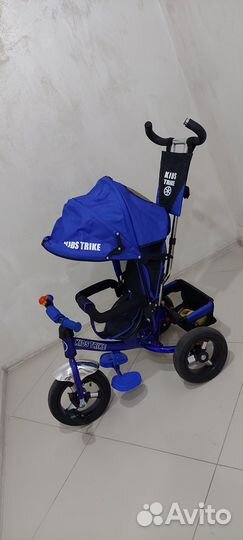 Детский трехколесный велосипед