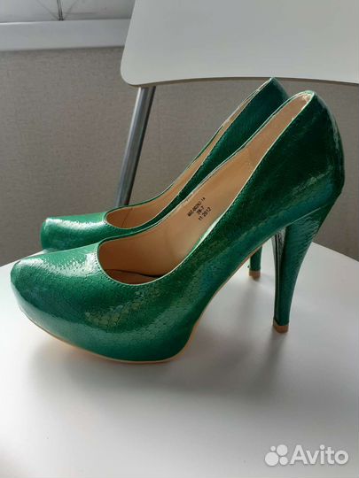Туфли зеленые