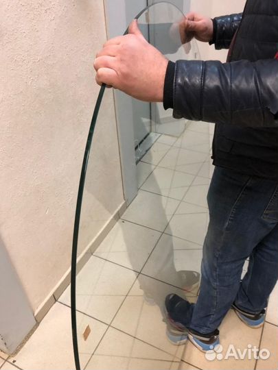 Столешница из стекла