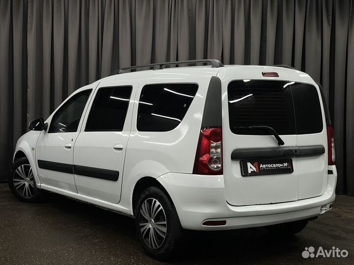 LADA Largus 1.6 МТ, 2014, 320 132 км