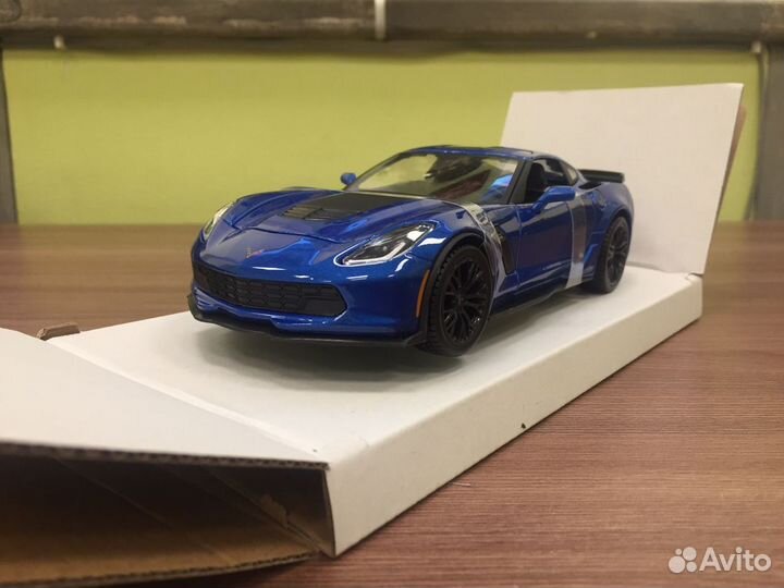 Maisto 1:24 - 2015 Corvette Z06