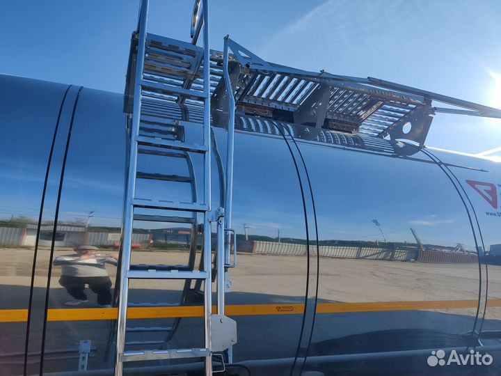 Полуприцеп битумовоз Сеспель SF4B32, 2023