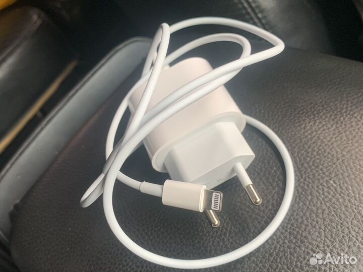 Зарядка на iPhone