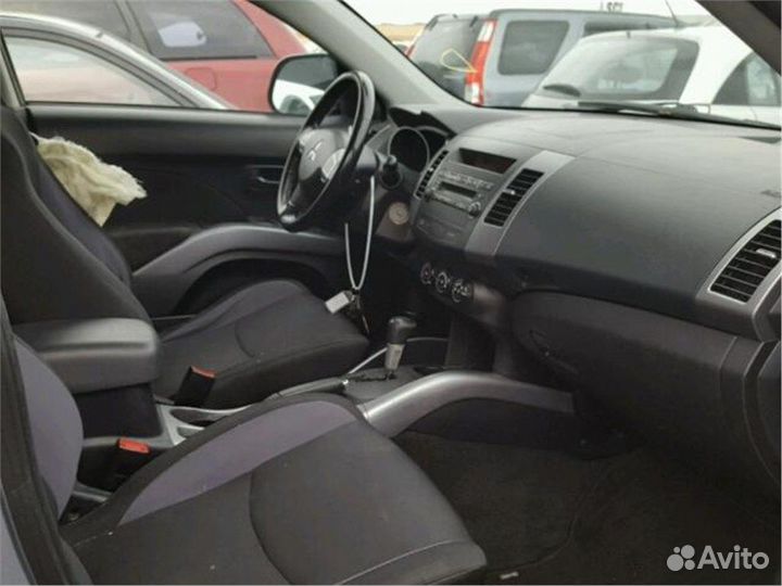 Разбор на запчасти Mitsubishi Outlander XL 2006-20