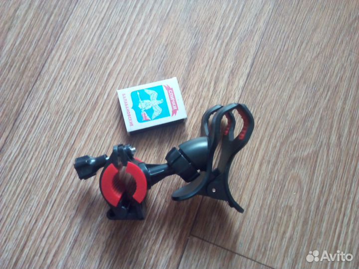 Универсальный мото вело держатель на руль