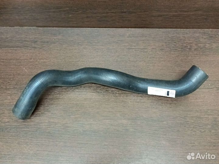 Патрубок системы охлаждения Opel Astra J zafira C