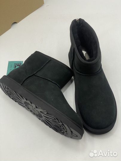 Ugg мужские Ugg Classic Mini Zip II Black