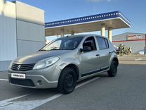 Renault Sandero 1.4 MT, 2012, 180 000 км, с пробегом, цена 450 000 руб.