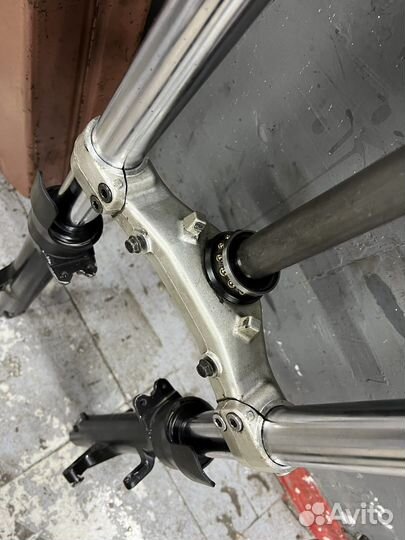 Вилка yamaha T max