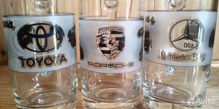 Винтажные пепельницы из цветного стекла