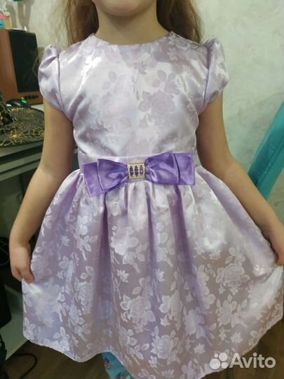 Нарядное платье для девочки