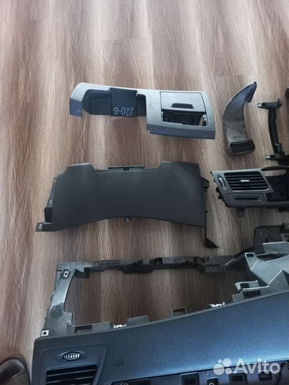 Приборная панель