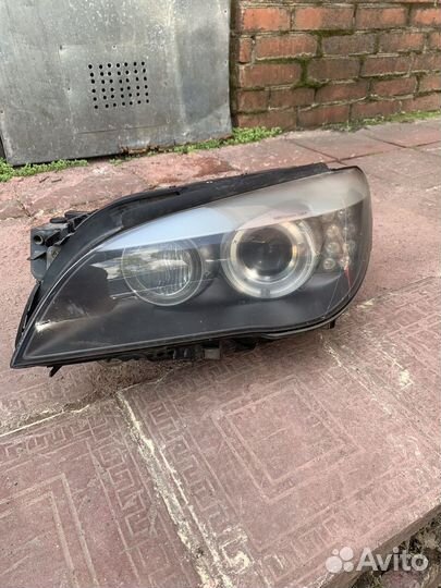 Левая фара от bmw 7 f02 dynamic Xenon