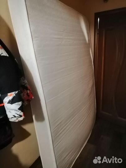 Матрас 160х200 бу