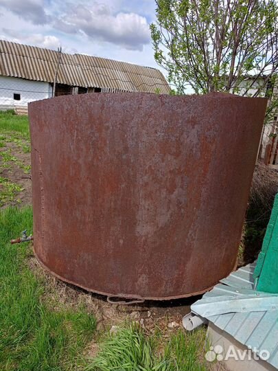 Емкость для воды бу