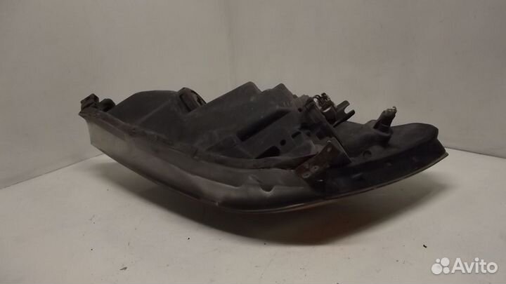 Фара передняя Honda Accord 2003