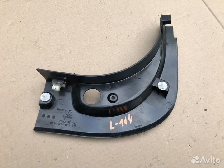 Обшивка стойки передняя левая BMW 550i F10 N63